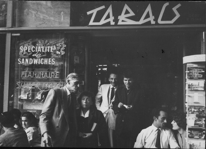 Walter Höllerer und Gregory Corso 1958 in Paris (Mitte), Foto: : Maria Bosse-Sporleder