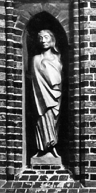 Ernst Barlach, Frau im Wind, Terracotta, 1932, Katharinenkirche zu Lübeck, Foto: Gerhard Marcks-Haus, Bremen