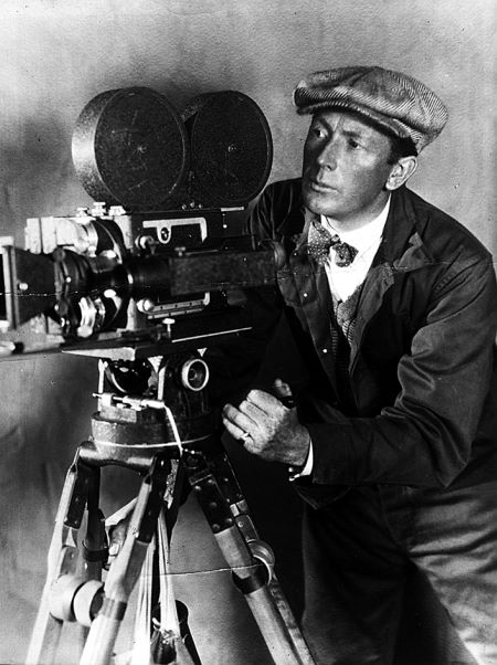 Friedrich Wilhelm Murnau, Zwanziger Jahre, © Foto: Stiftung Filmmuseum Berlin / Deutsche Kinemathek