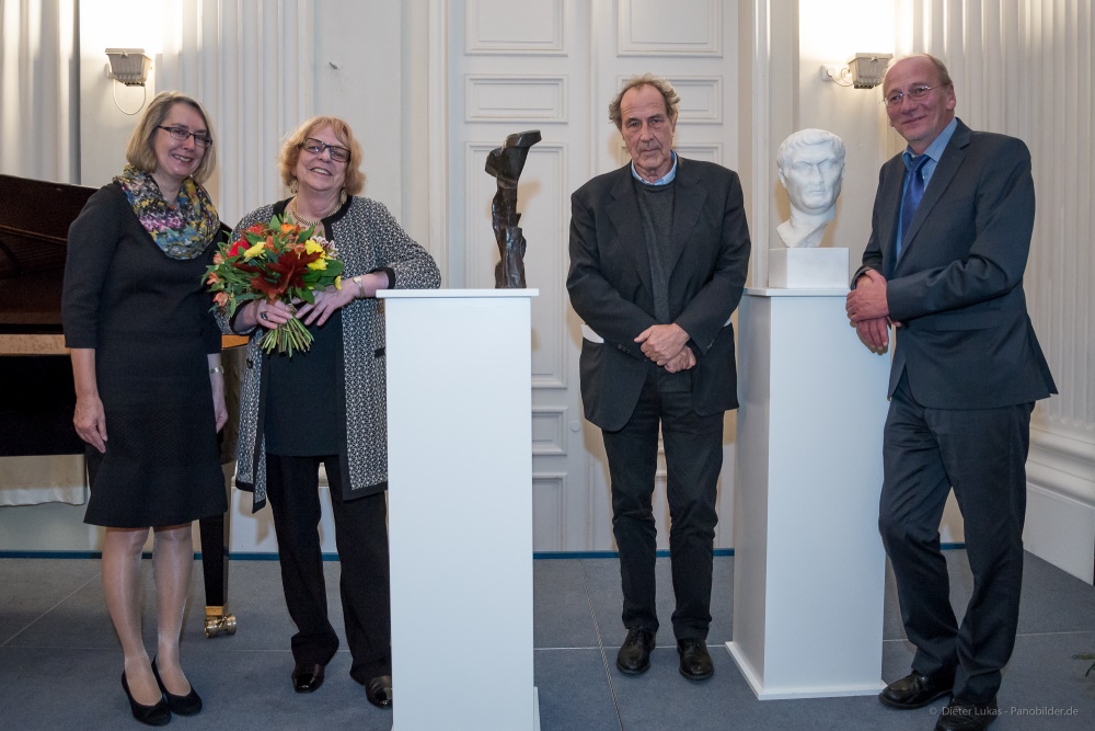 Maecenas-Ehrung 2015; v.l.n.r.: Sigrid Bias-Engels, Ursula Haeusgen, Michael Krüger und Hans-Georg Küppers, © Foto: Dieter Lukas, München - Panobilder.de