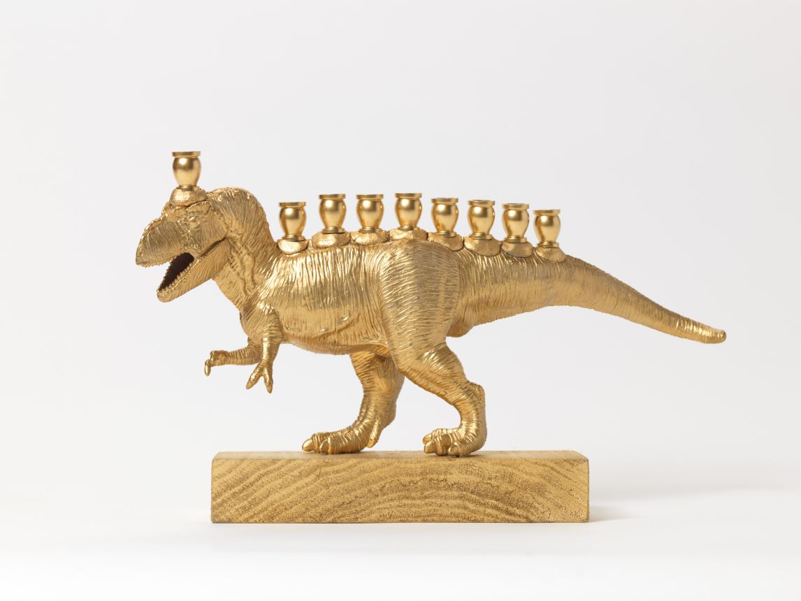 Lichtwunder, T-Rex-Chanukka Leuchter, 2014, Vanilla Studio, USA, Jüdisches Museum Franken, © Jüdisches Museum Franken / Fotografin: Annette Kradisch